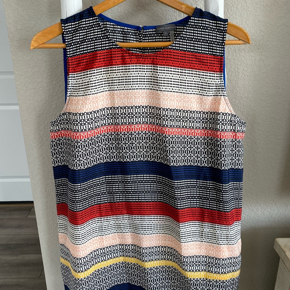 Muti color sleeveless blouse
